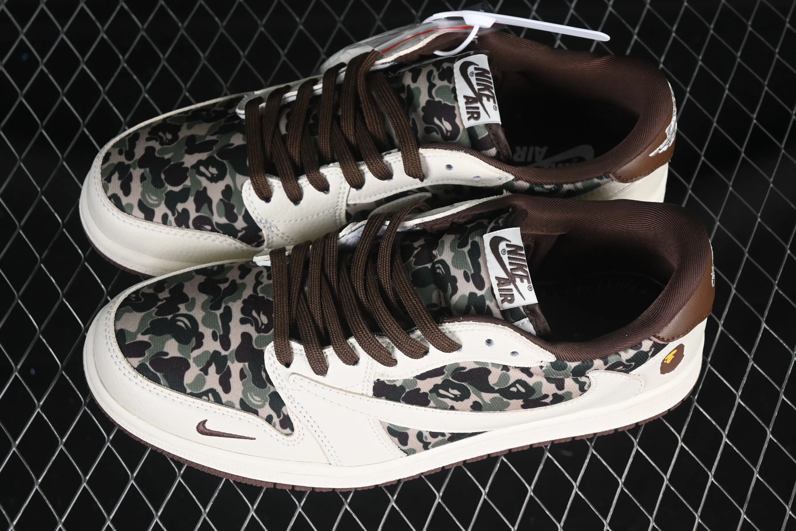 All categories Air Jordan Jordan series basketball shoes Air Jordan 1 Low High-end customized low-top sneakers Travis Scott x Fragment Design x Air Jordan 1 Low OG SP AJ1 Joe 1 Bape co-branded rice brown camouflage low-top cultural casual sneakers XS2024-019